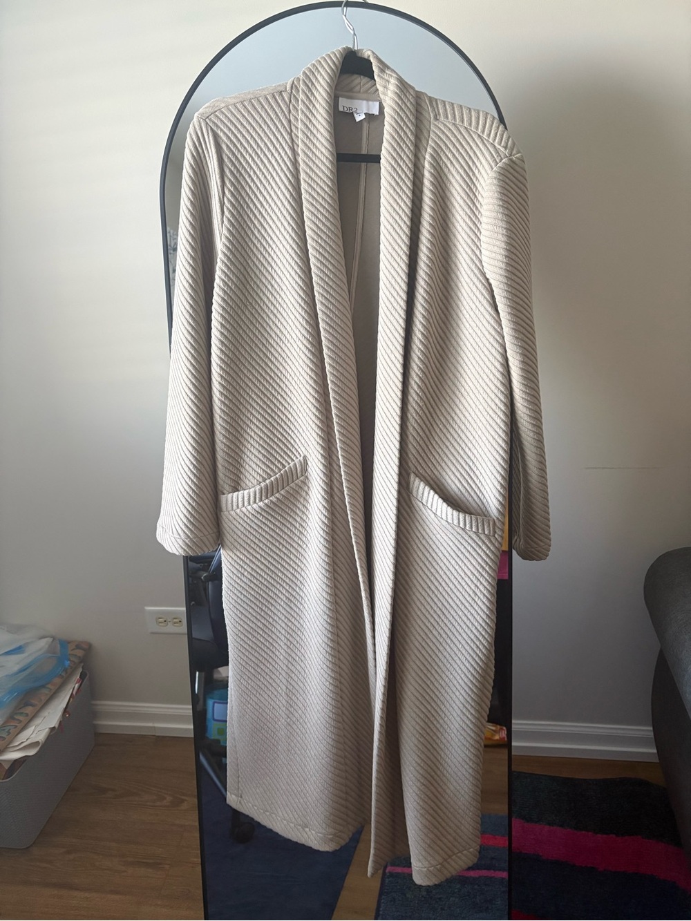 DR2 Neutral Ribbed Open-Front Cardigan in Cream - Picture 2 of 9